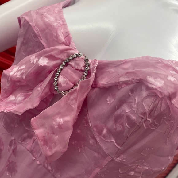 Pink Cosmo Asymmetrical Drapery Dress - Picture 10 of 15